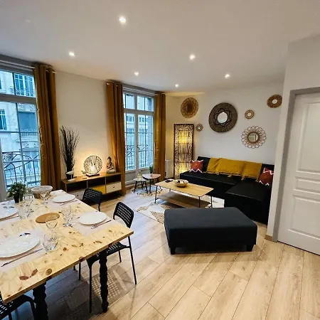 L'etape Des Sacres Apartment