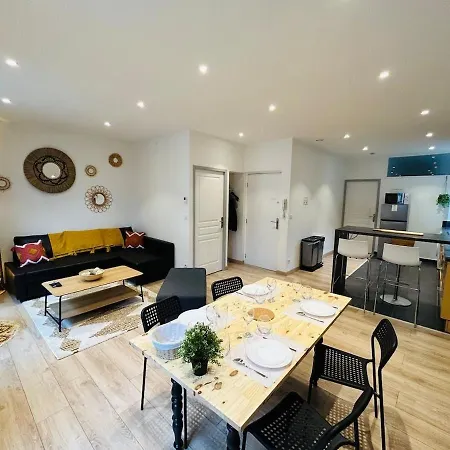 L'etape Des Sacres Apartment *