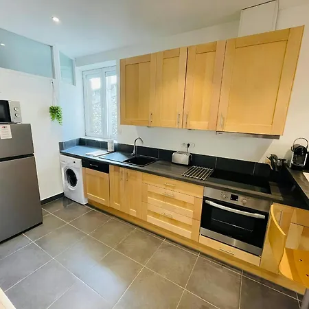L'etape Des Sacres Apartment